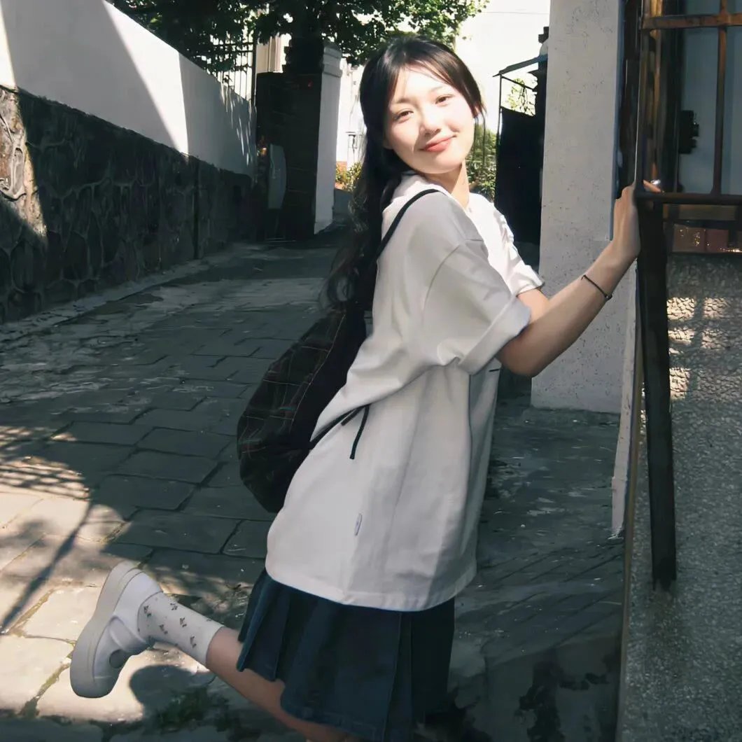 福尔摩斯小姐