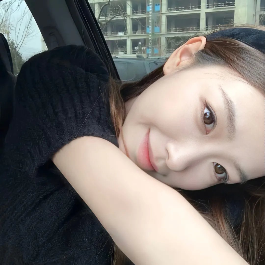 福尔摩斯小姐